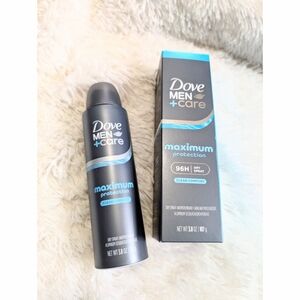 Dove Men+Care Maximum Protection Dry Spray Deodorant Clean Comfort Scent 3.8 Oz